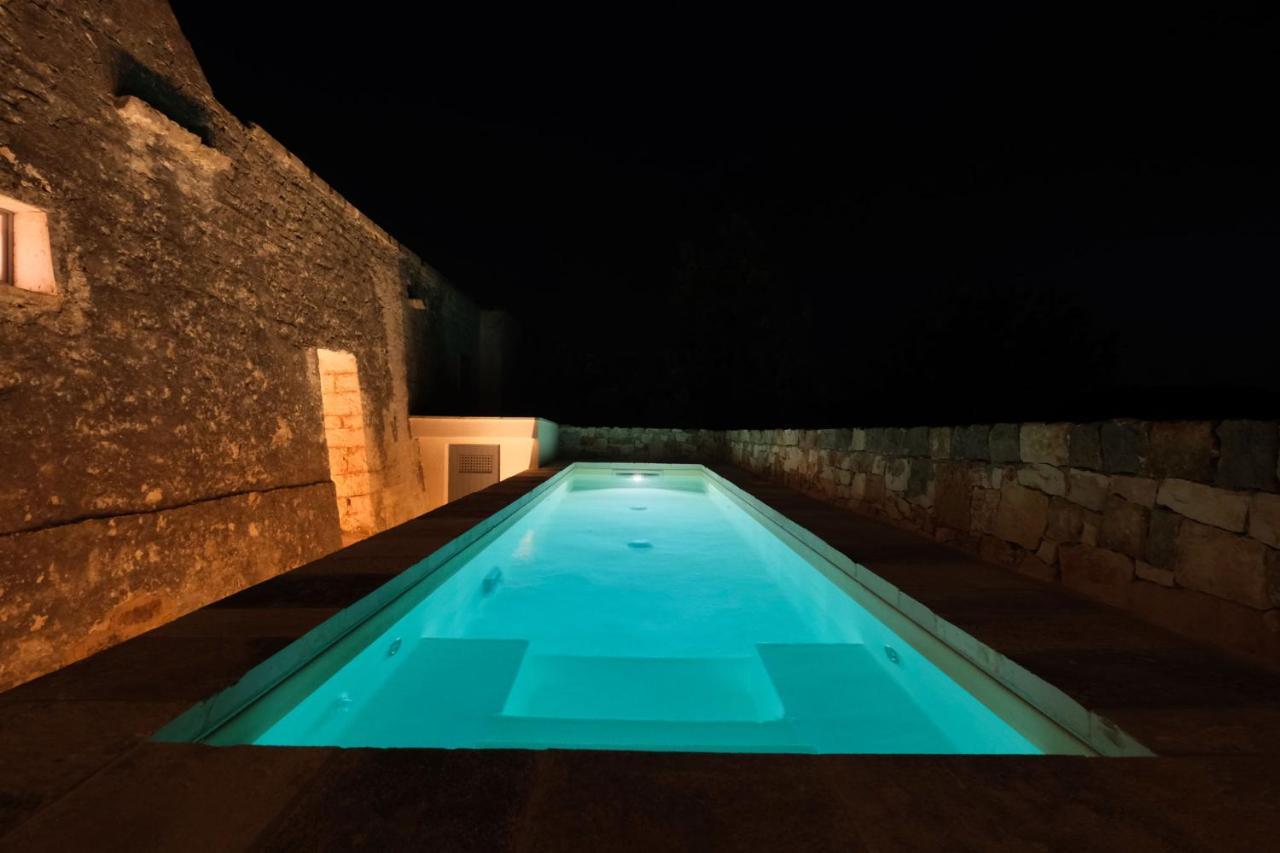 Truloco Nuzzi - Luxury Domus Villa Locorotondo Exterior photo